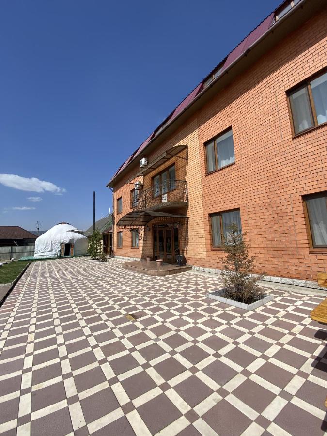 Al Baraka Bed & Breakfast Hồ Borovoye Ngoại thất bức ảnh